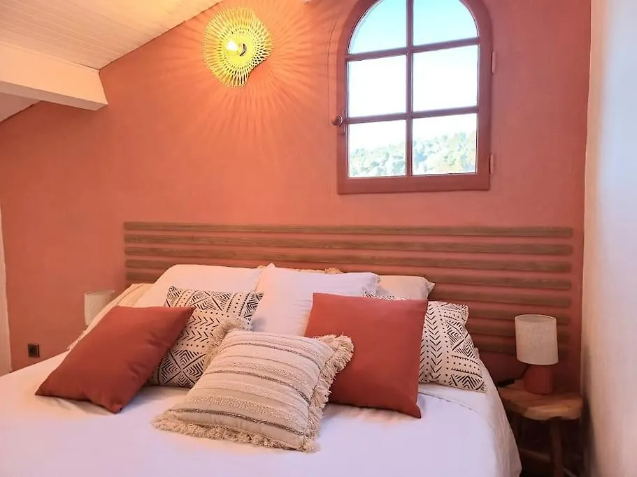Villa Un brin de paille à Cagnes-sur-Mer 0*,